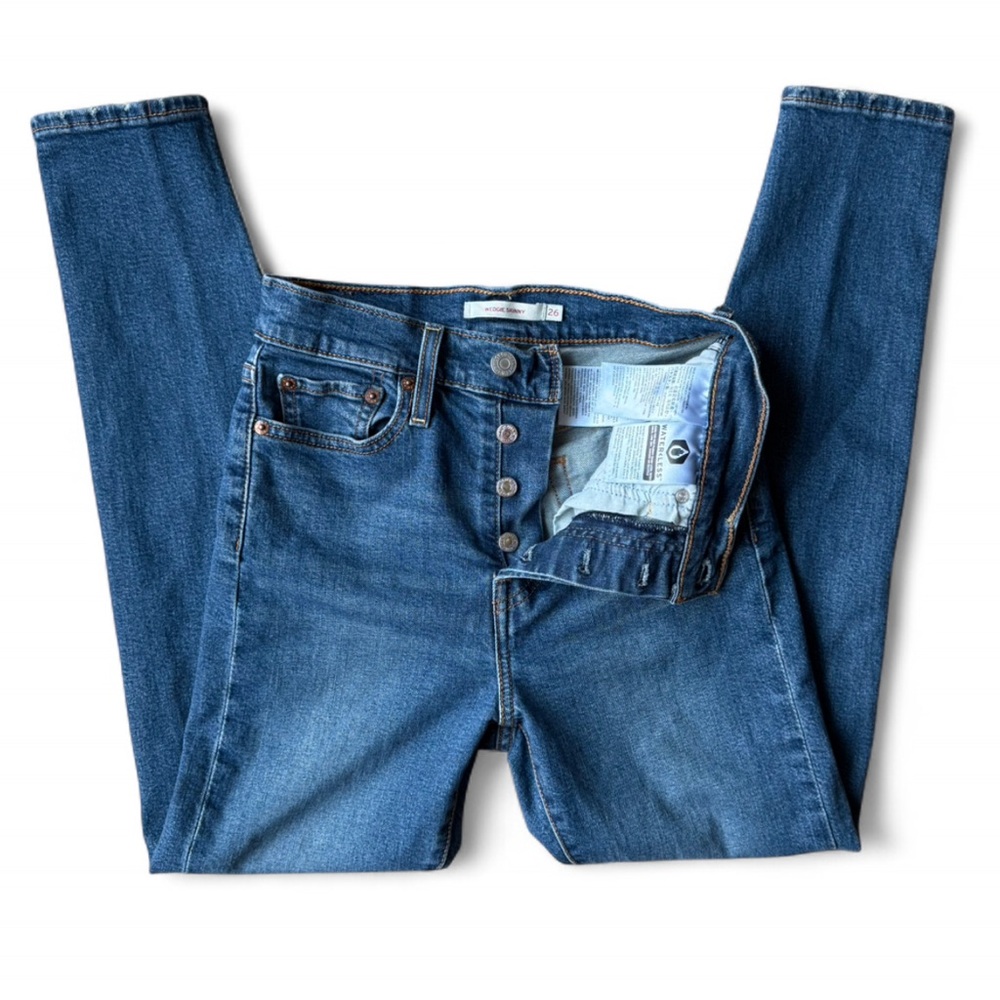 Levi's Women's Skinny Jeans in Blue - Picture 2 of 8